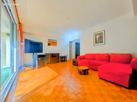 appartement 3 pièces 79 m²