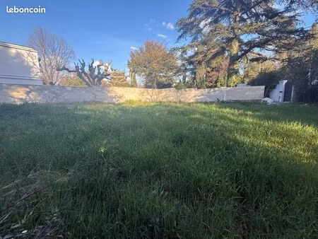 terrain 750 m² marseille 12e