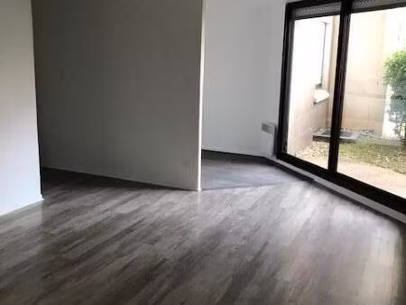 location appartement 1 pièce 37m² lyon 8ème