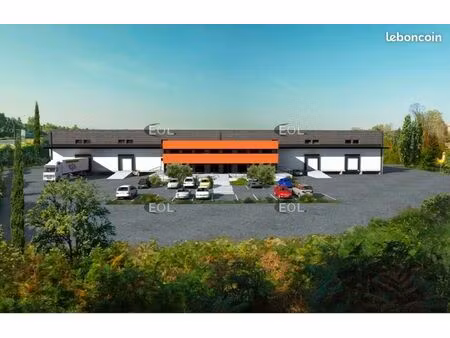 local industriel 2 800 m²