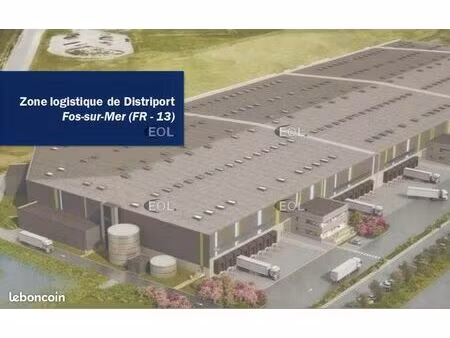 local logistique 44 352 m²