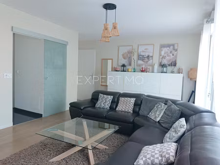 belles prestations pour maison familiale avec jardin et terrasses au calme absolu