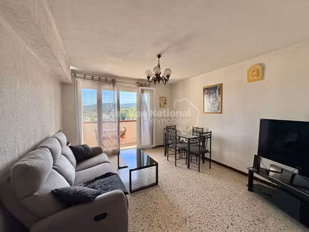 appartement gignac la nerthe 3 pièces avec extérieur et garage