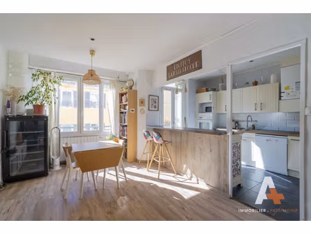 vente marseille 13005 / coeur camas / appartement type 3 lum