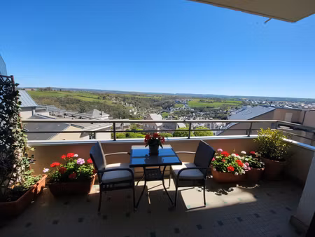 appartement de charme chargé d'histoire ! centre-ville de rodez