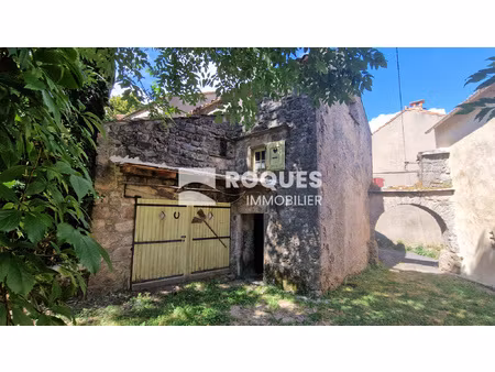 a vendre  15 minutes le caylar  sur le plateau du larzac  ma