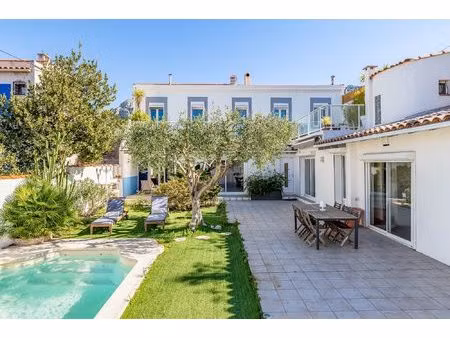 montredon - maison familiale 5 chambres + studio