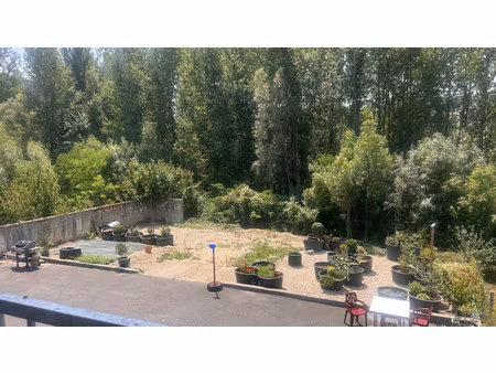 espalion - villa d'architecte 235m² + dépendances 300m² - lot  aubrac et gr 65