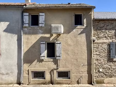 maison de village rénové avec jardin à côté