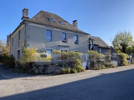 pépite en nord aveyron : l'alliance parfaite du cachet et du confort