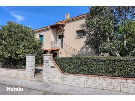 la ciotat maison traditionnelle de 155 m2 agencee en 2 appartement de type 3