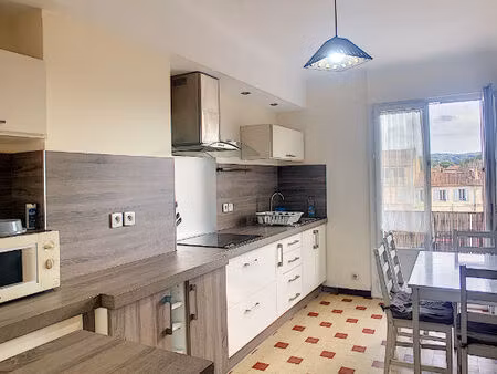 très joli t1 de 41m² meublé centre de gardanne