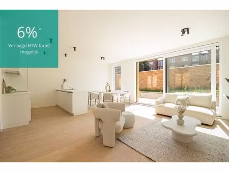 gelijkvloers app met 3 slpk en tuin