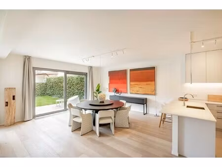 schitterend appartement met tuin op toplocatie!