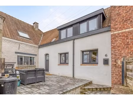 gezellige starterswoning op ideale locatie te huizingen