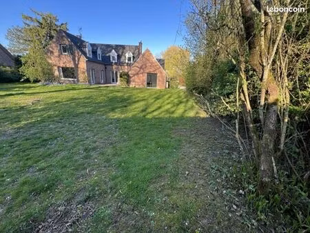 pavillon 7 pièces 222 m²