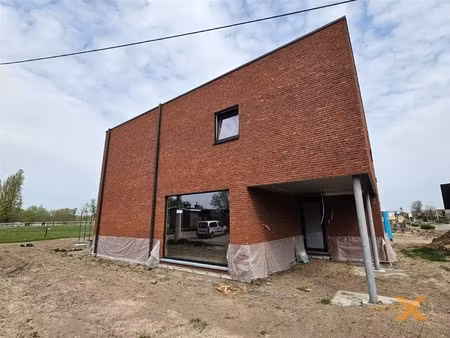 stijlvolle moderne nieuwbouw met carport