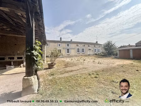 vente ferme 6 pièces 193 m² à rouillac (16170)  213 000 €