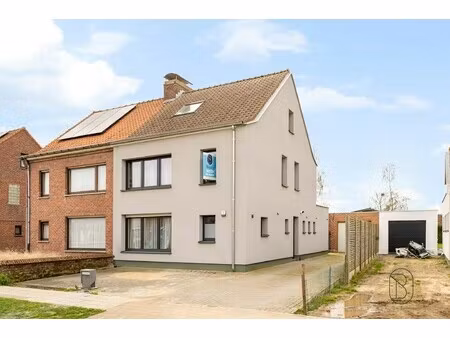 halfopen woning met garage en tuin in harelbeke