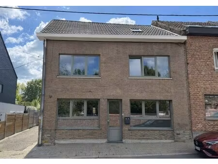 voormalig handelspand op toplocatie!