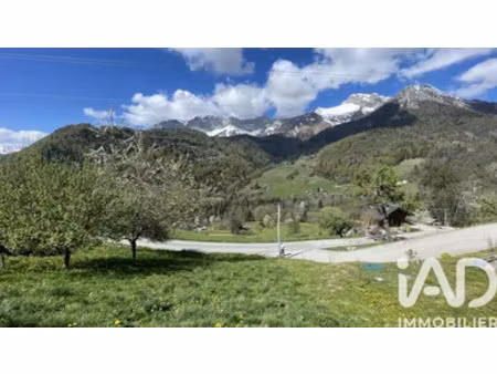 terrain à serraval (74230)