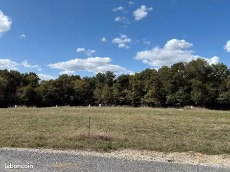 terrain 1 011 m² bouliac