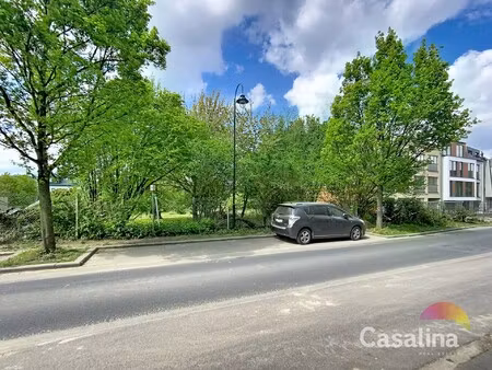 bouwgrond voor 2-gevel woning  gevelbreedte 8m  3a70ca.