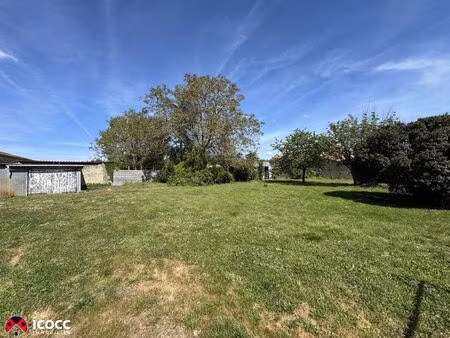 terrain constructible de 1028m2