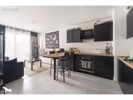 appartement 3 pièces 54 m²