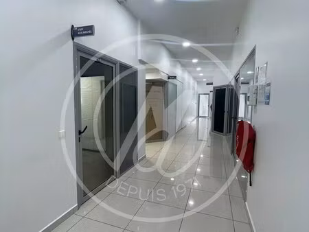 a louer petit bureau de 25m2 à jarry