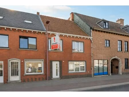 recent gerenoveerde woning met 2 slpks nabij het centrum