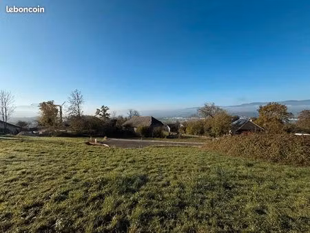 terrain 468 m² boussy