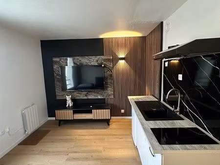 studio rénové haut de gamme à courbevoie proximité la défense - idéal investissement