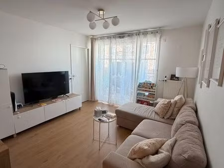 à vendre - appartement 2 pièces avec balcon / le blanc-mesnil