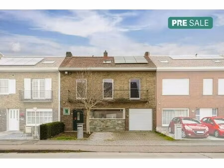 energiezuinige en ruime woning te koop in harelbeke!