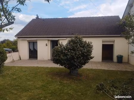 maison  3 chambres  8 minutes de flers