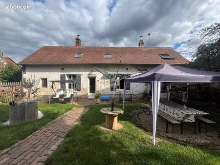 maison 6 pièces 142 m²