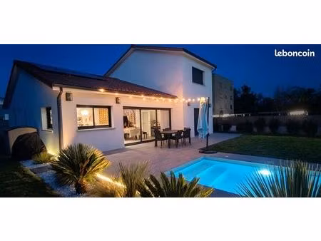 maison contemporaine – 120 m² – 4 chambres – piscine – terrain 634 m² – secteur airbus