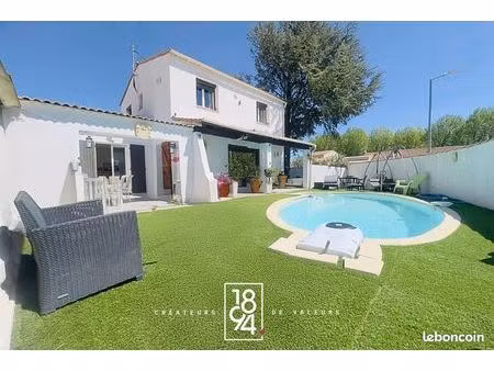 villa 5 pièces 97 m²