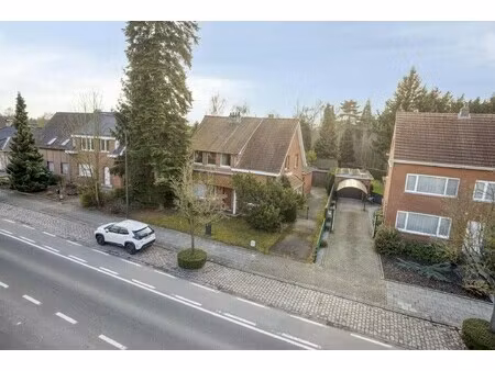 huis met 5 slaapkamers en landbouwgrond van 3.150m² in wommelgem!