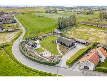 grond op prachtige ligging (2. 567m²) te koop in anzegem