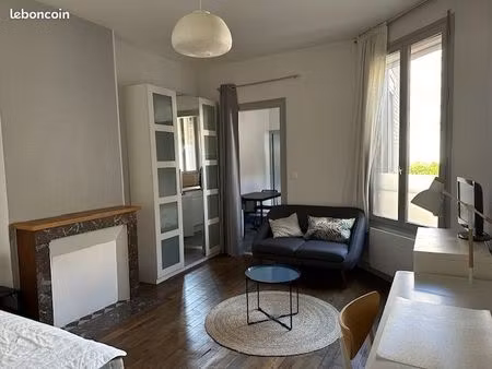 reims bd paix / st marceau beau studio meublé idéal investisseur