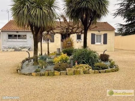 charmant pavillon rénové plain-pied avec jardin  véranda & garages