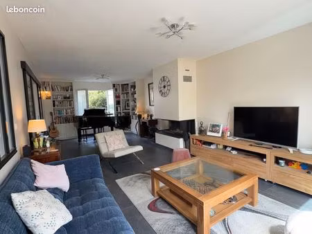 volumes rares à villeparisis – maison 200 m² loi carrez avec garage xxl  sous-sol sur terr