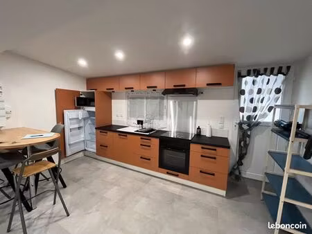 studio meublé refait à neuf