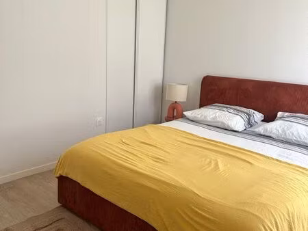 ? appartement neuf & meublé – au pied du tram (bruges)