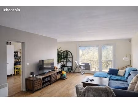 ⭐ t3 traversant lumineux 83 m² – double balcon plein sud sans vis-à-vis – parking privé ec