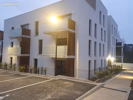 appartement 3 pièces 64 m²