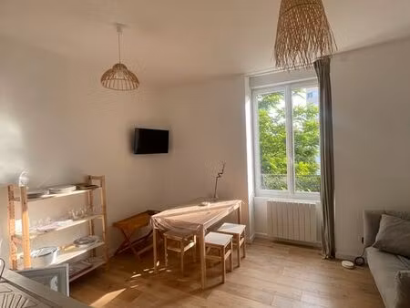 appartement dans une maison privée