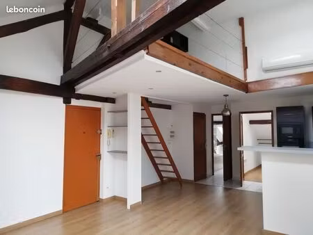 appartement 3 pieces – 63m² - secteur y school